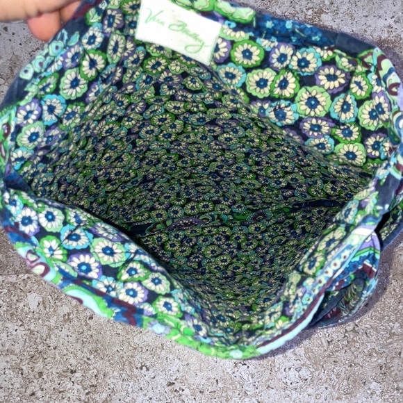 Vera Bradley Paisley Retired Blue Rhapsody Quilted MediumTote - Picture 4 of 11